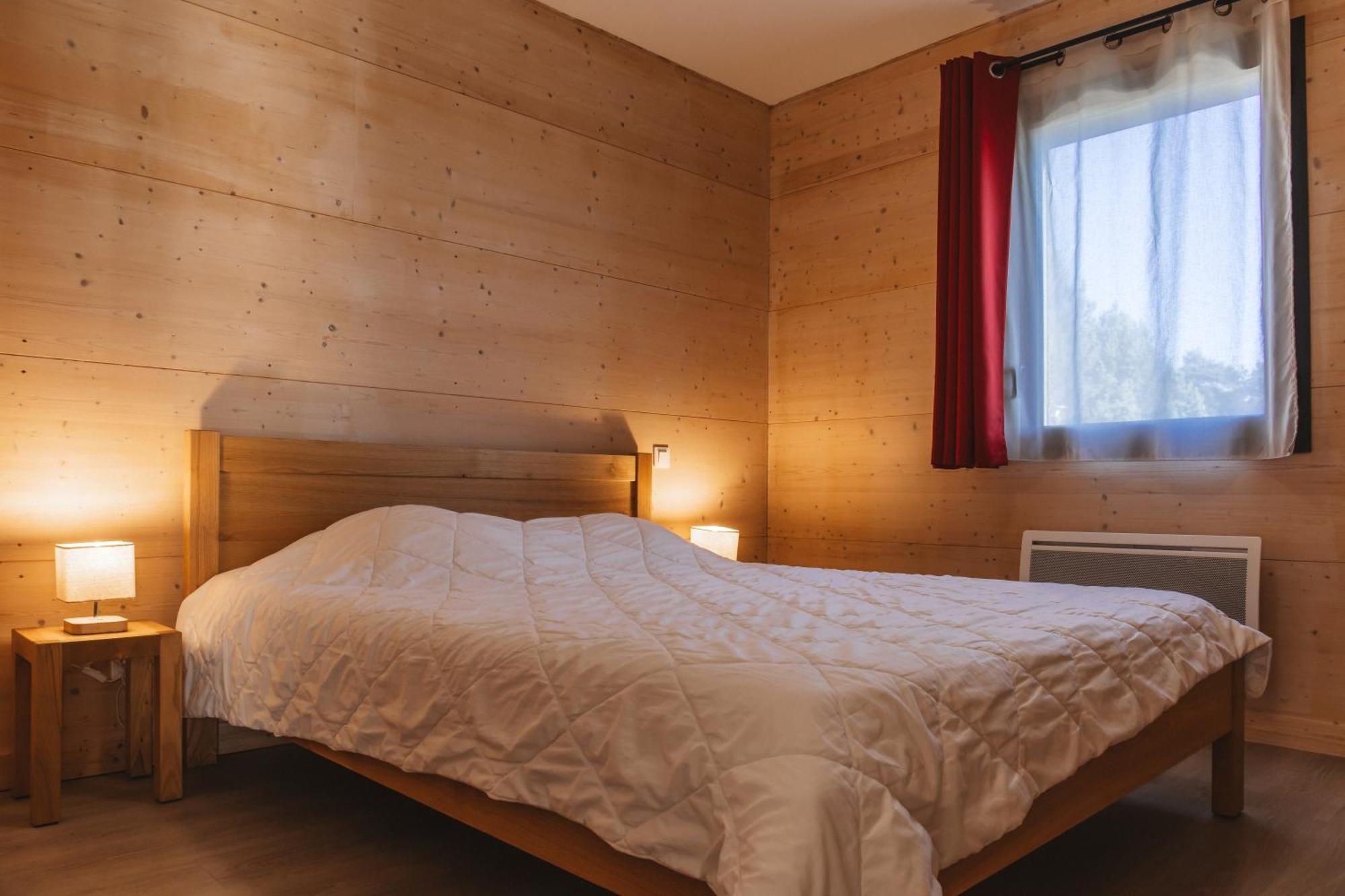 Вилла Les Bouviers Saint-Denis  Экстерьер фото